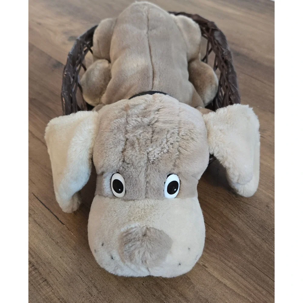 Vintage 1985 Animal Playthings Inc Plush Dog with Woven Basket Tan Puppy Korea